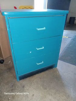 Small dresser - Turlock