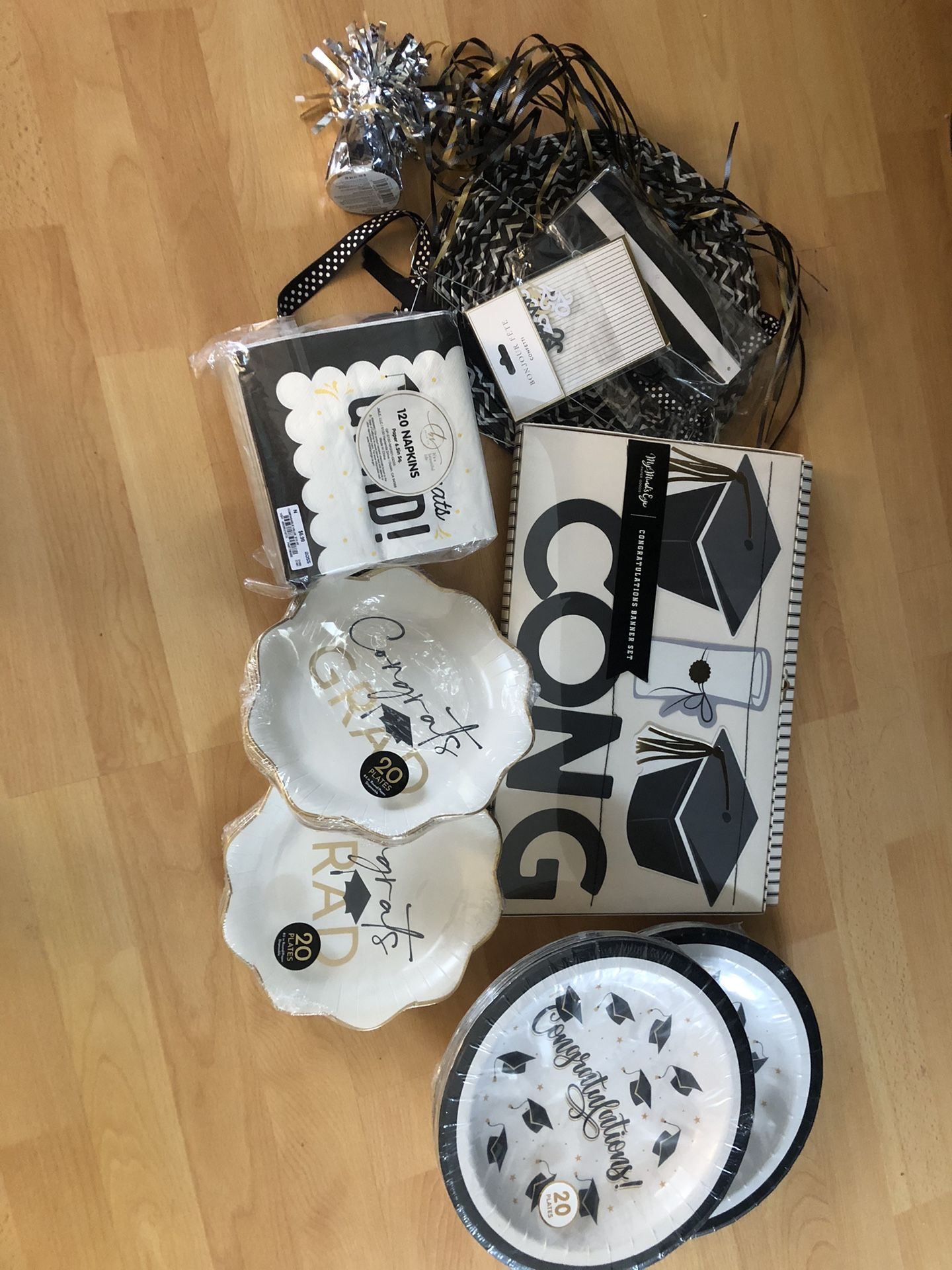 Graduation Party Supplies