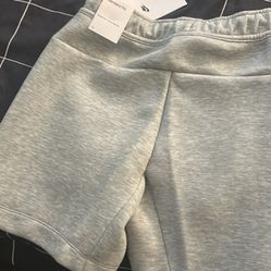 Nike Tech Shorts M