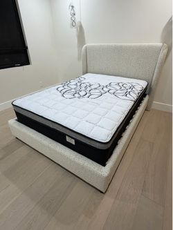 Queen size mattress pillow top 12.    New mattress in a plastic sealed    We offer same day delivery
