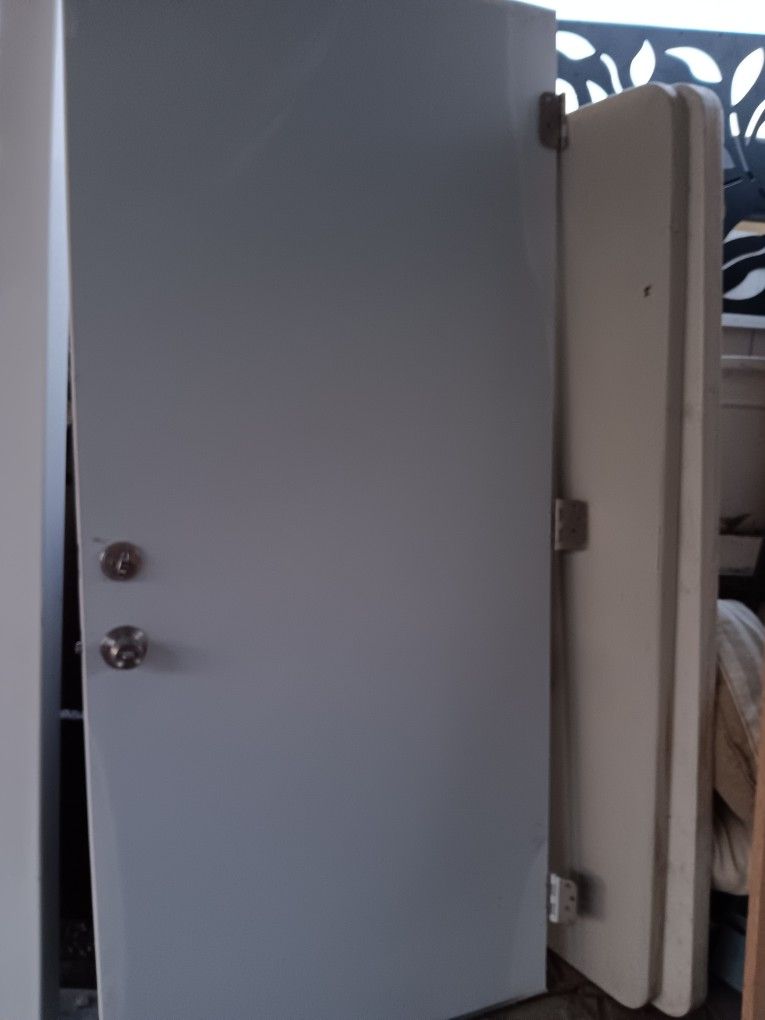 Puerta Metalica Y Madera