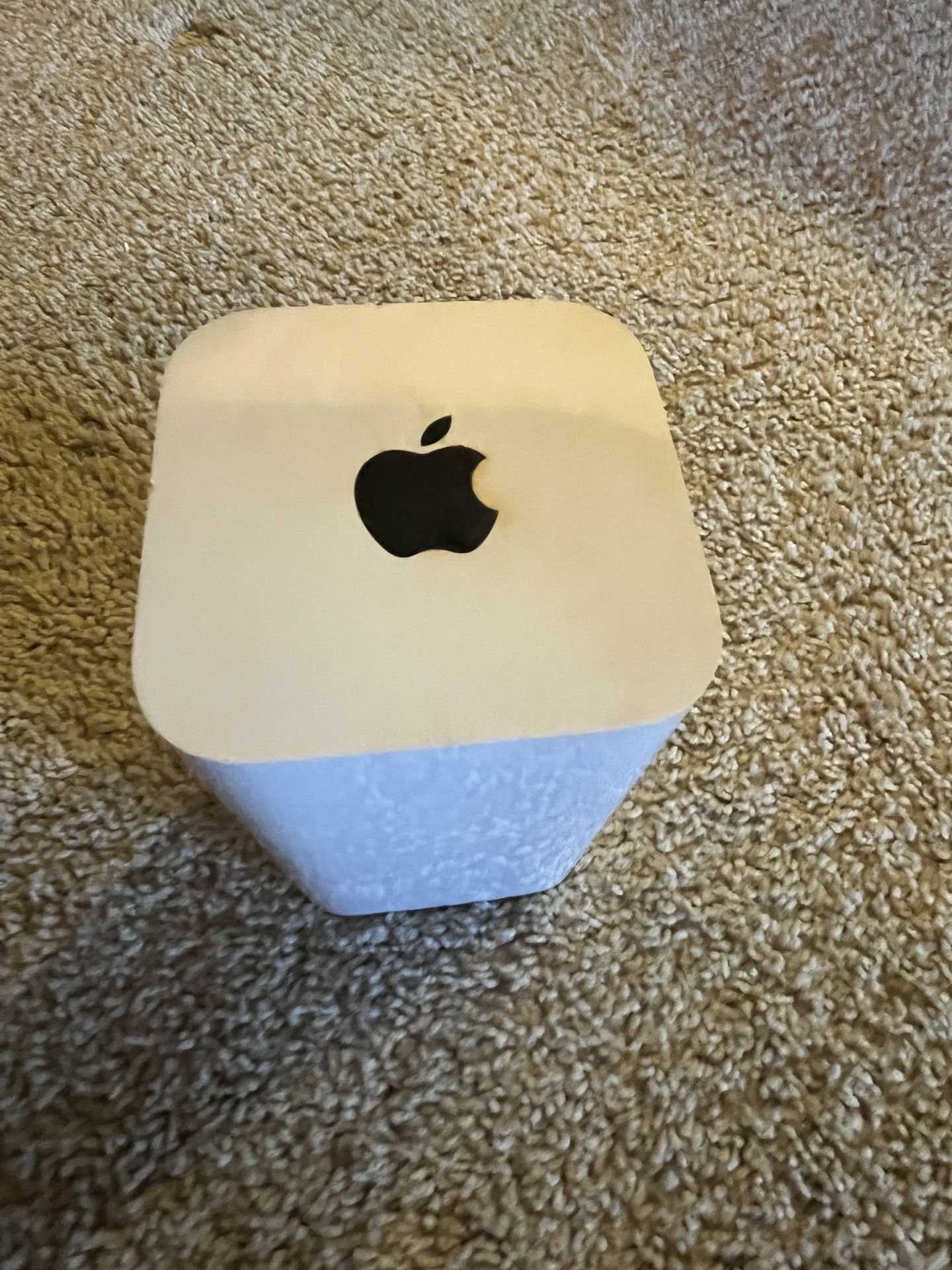 Apple AirPort Time Capsule a1470 With Power Cord