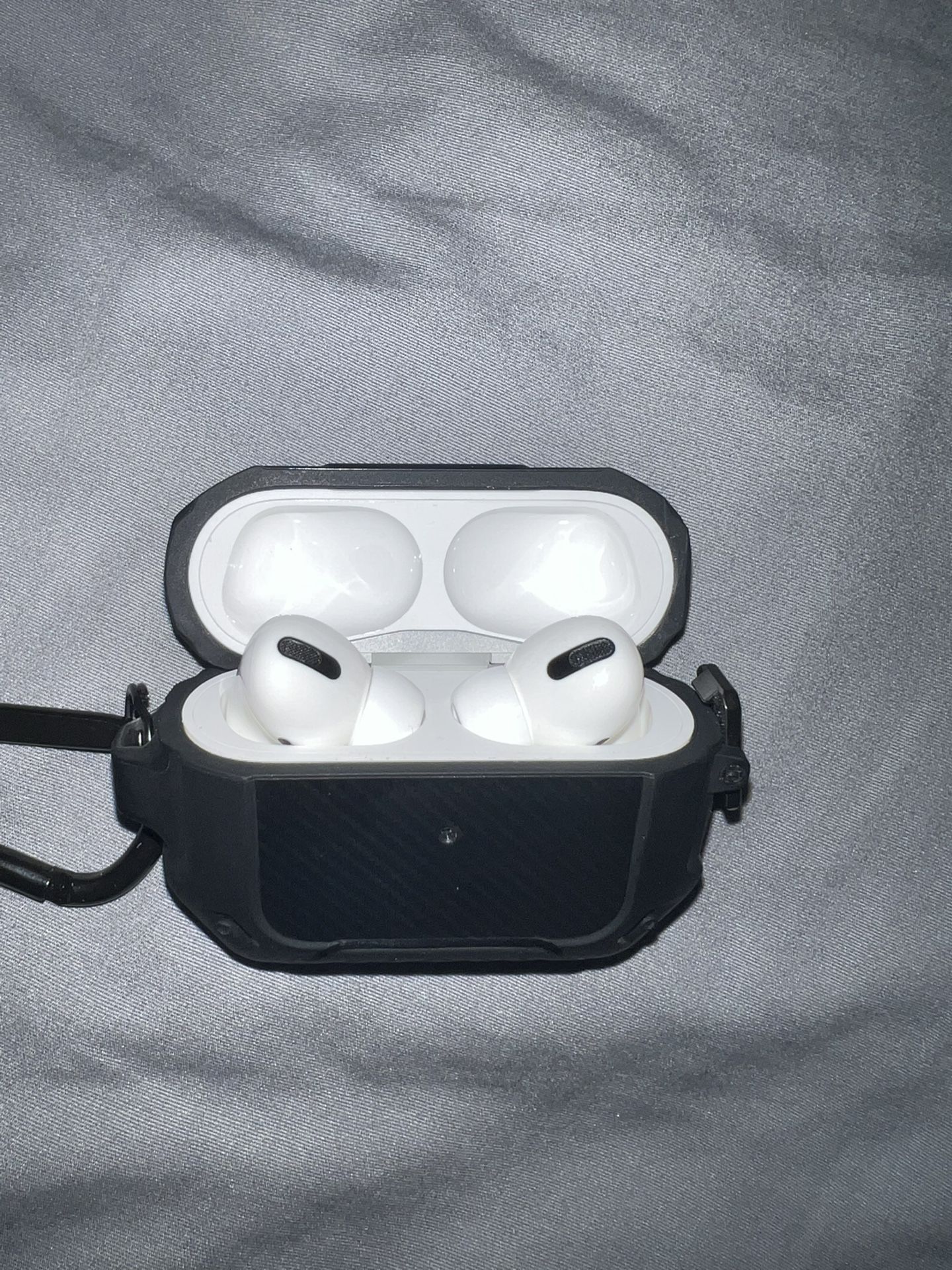 AirPods Pro With MagSafe Charging Case