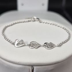 10kt Whitegold Heart Shape Diamond Bracelet 