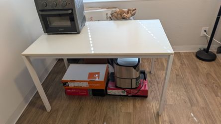 White Table, kitchen dining table
