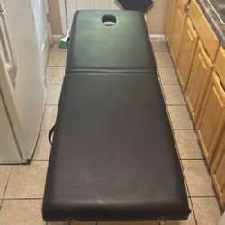 Blk Massage Table 😮‍💨