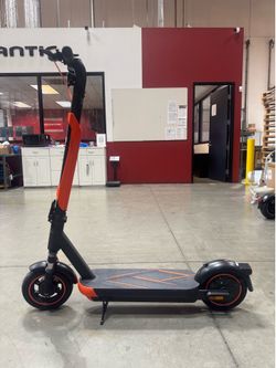 Electric scooter