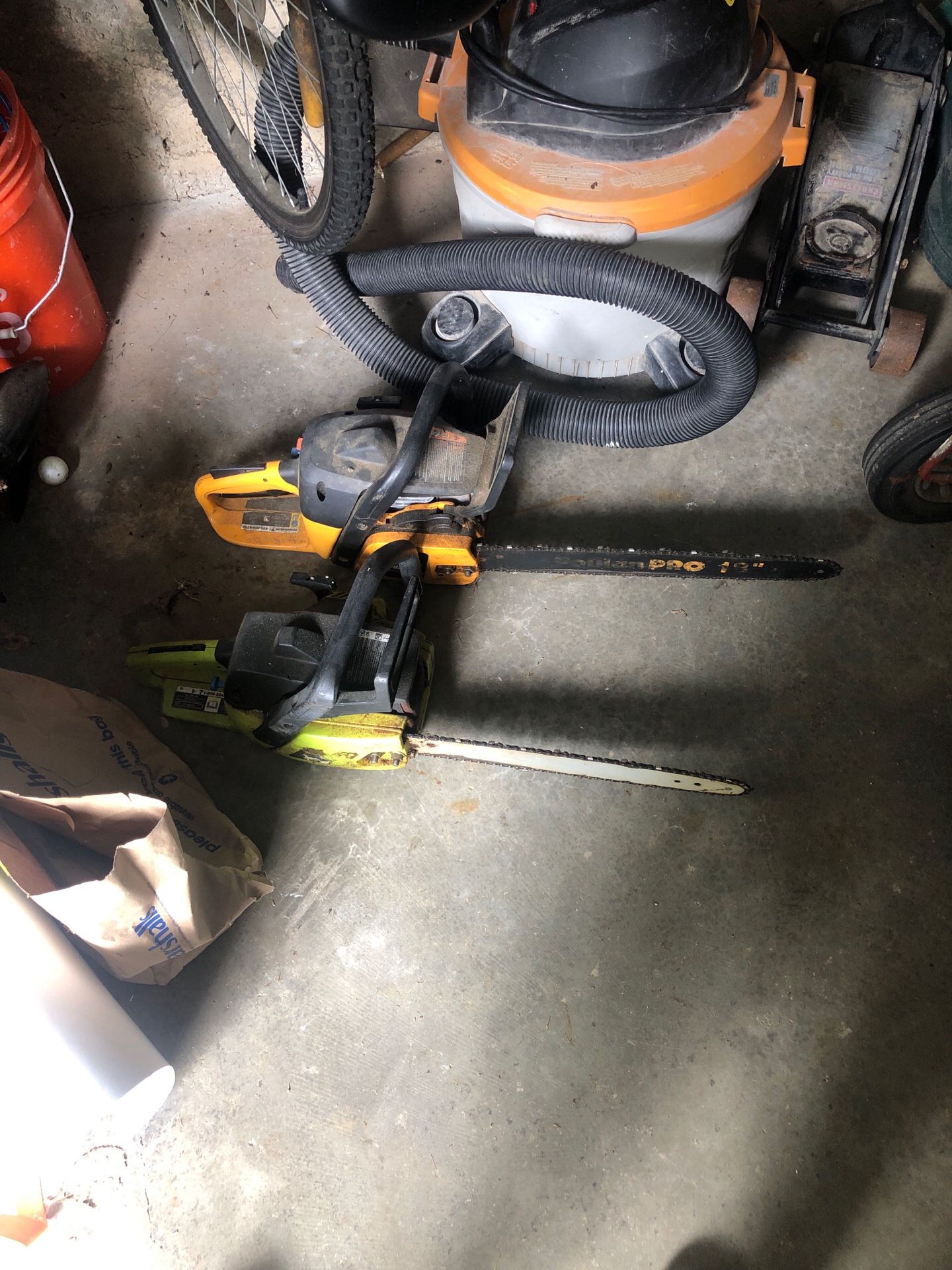 2 Poulan pro chainsaw. Both non working. Take them both for 20