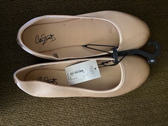 Women Flats