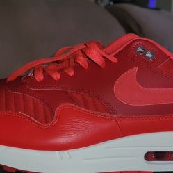 Sneakers Size 13 