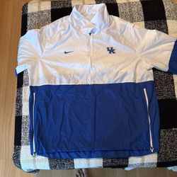 University of Kentucky lightweight long sleeve windbreaker XL