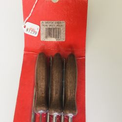 6 elegant Skewers. High quality stainless steel with solid wood handles. Absolutely new, still sealed in original packaging. Ready for your barbecue. 