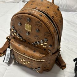 Mcm Backpack for Sale in Niles, IL - OfferUp