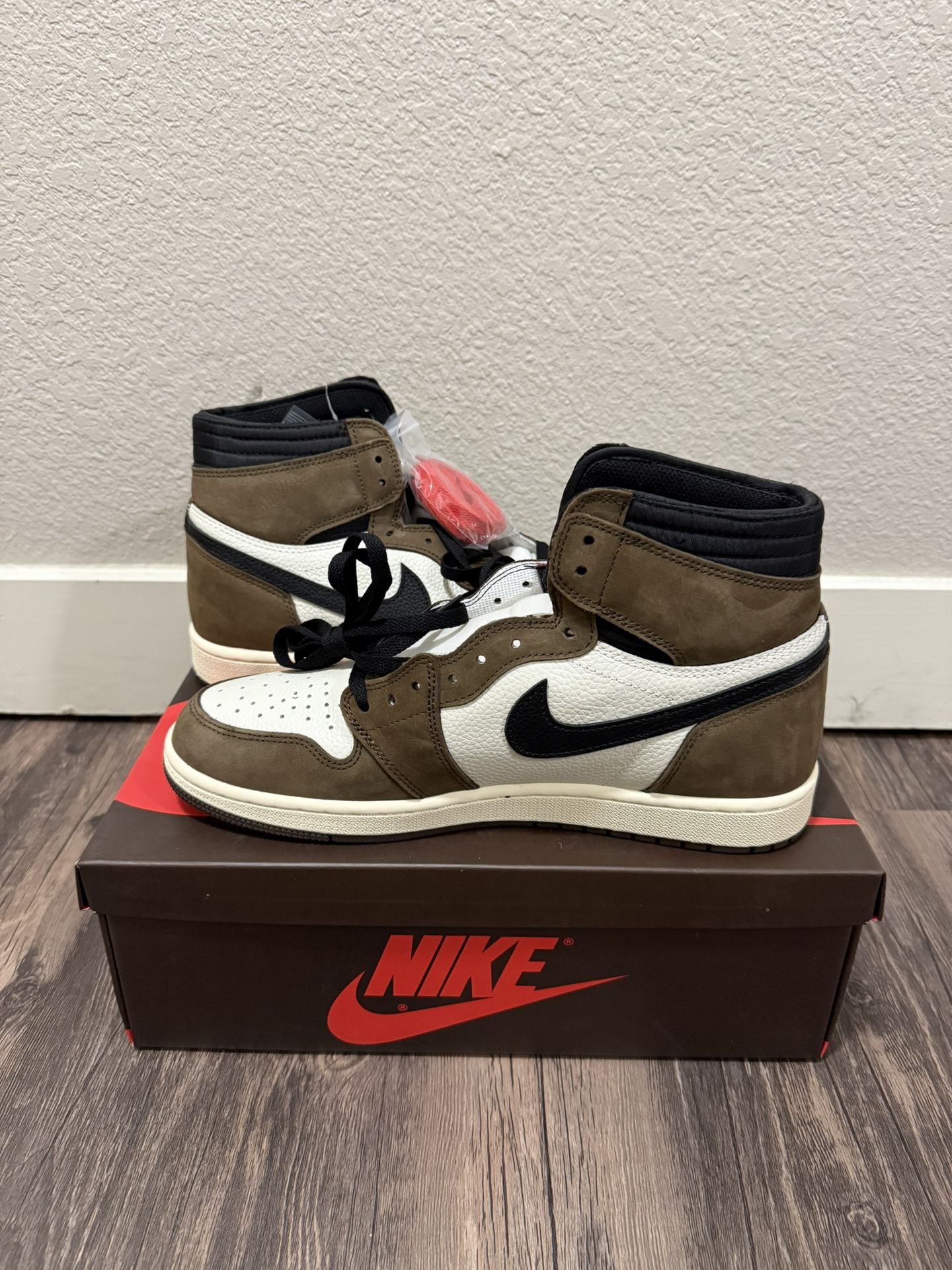 Air Jordan 1 High Top Size 10