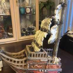 Shipwreck Fish Tank Decoration
