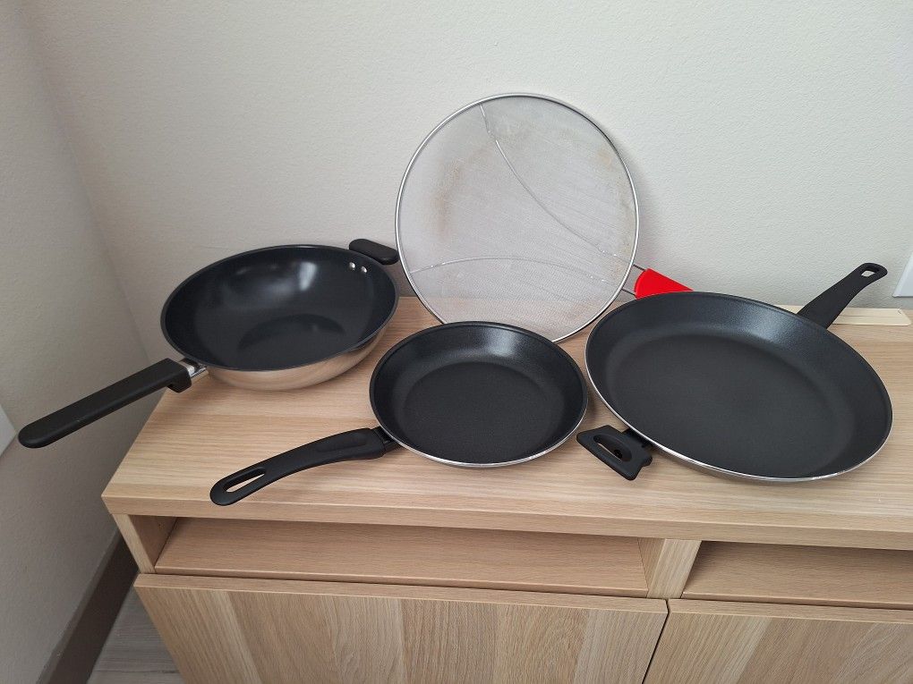 Frying Set: Ikea HEMLAGAD Frying Pans 13" and 9", Ikea MIDDAGSMAT 11" Wok, Splatter Guard