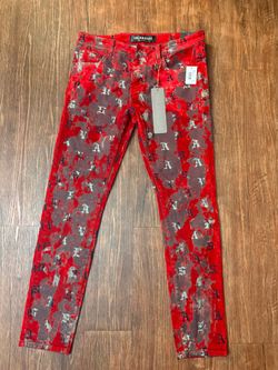Authentic New with Tags Valabasas Red size 34 texture jeans