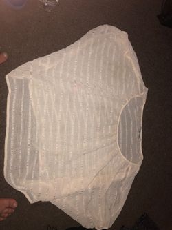 Used women’s forever 21 shirt size small