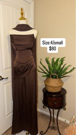 Brown dress