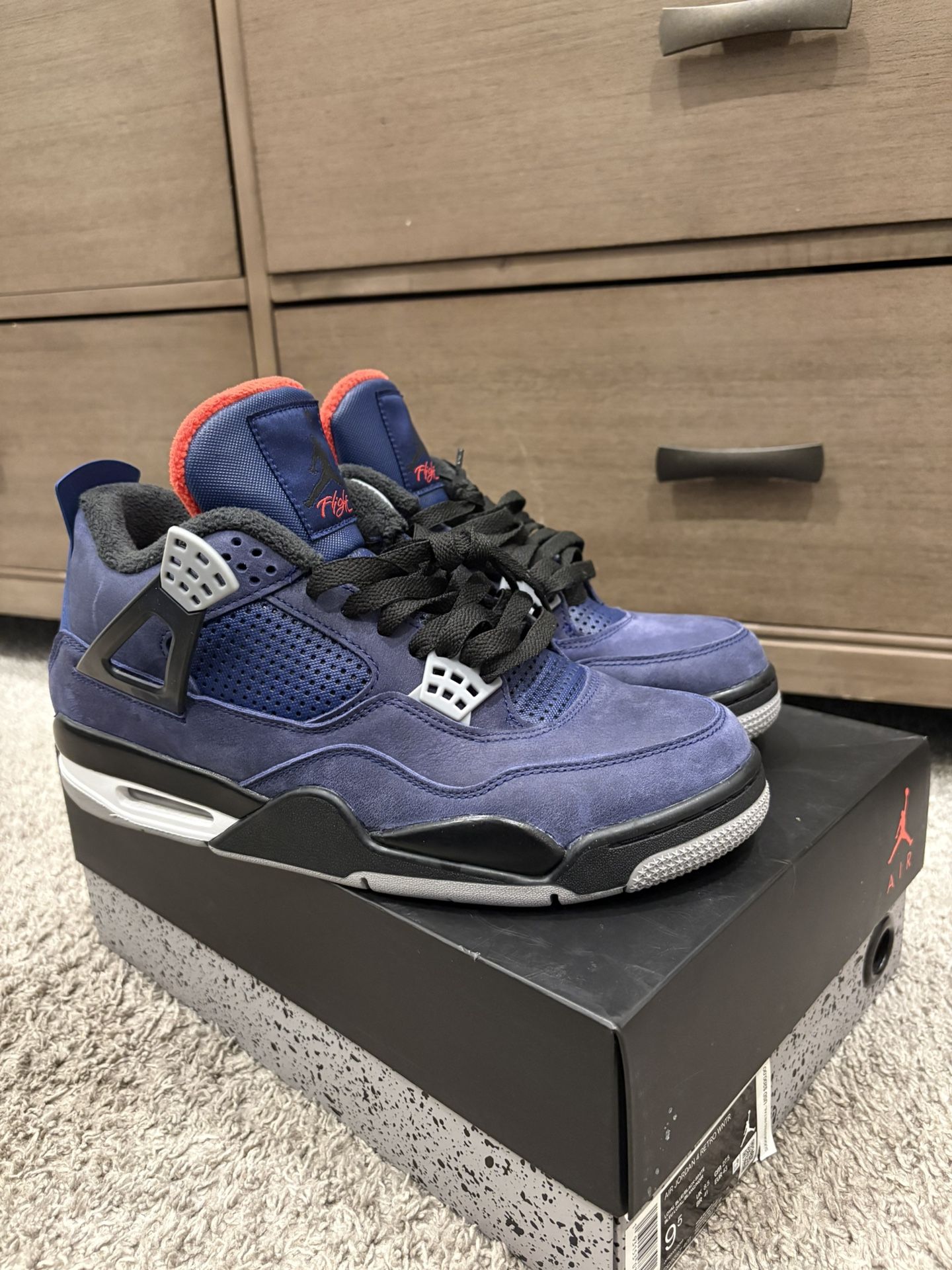 Jordan 4 Retro WNTR Size 9.5