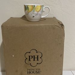 Princess house Marbella limoncello teacups & saucers