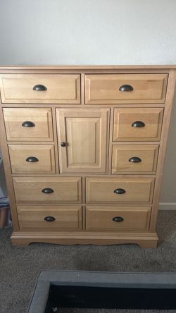 Dresser