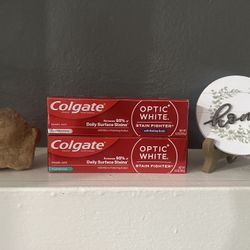 Colgate Optic White Stain Fighter 4.2 Oz