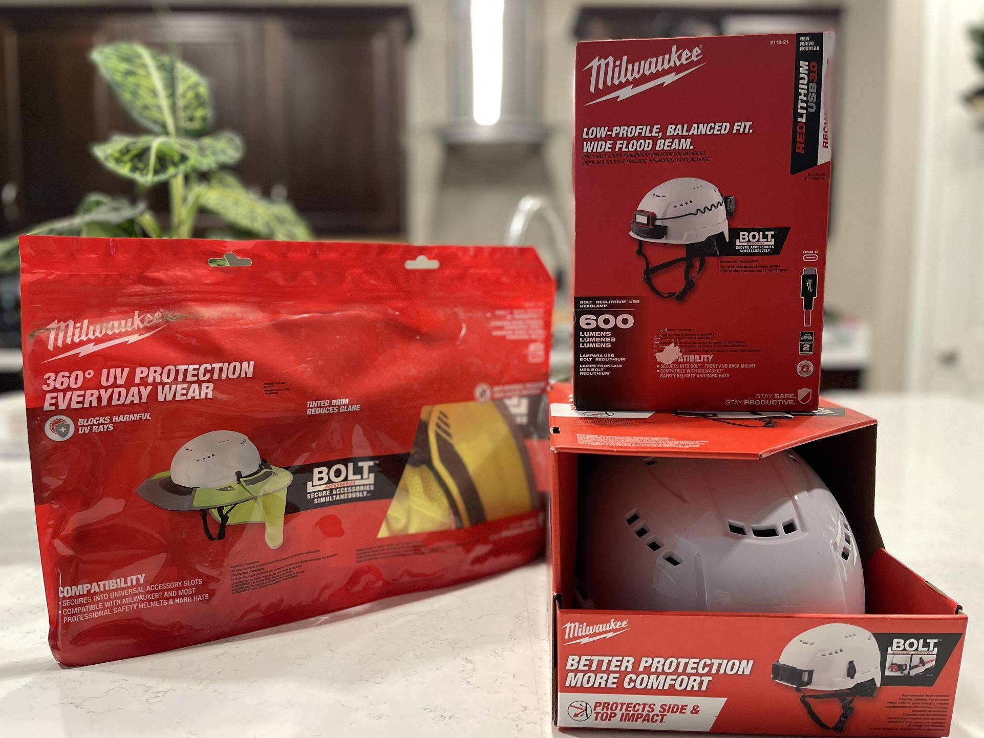 Milwaukee BOLT White Type 2 Class C Vented Safety Helmet with BOLT 600 Lumens LED REDLITHIUM Rechargeable Headlamp And Sun Visor