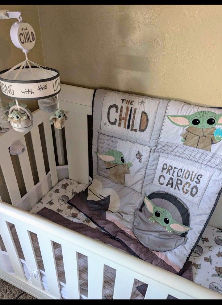 Baby Yoda Nursery Set