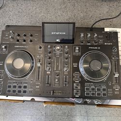 Denon DJ Prime  2Deck Smart DJ Console Powered By Engine 