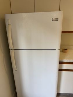 30 inch fridge white