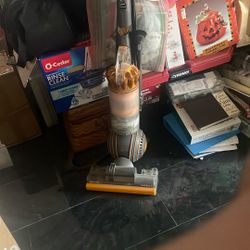 Dyson Vacuum 