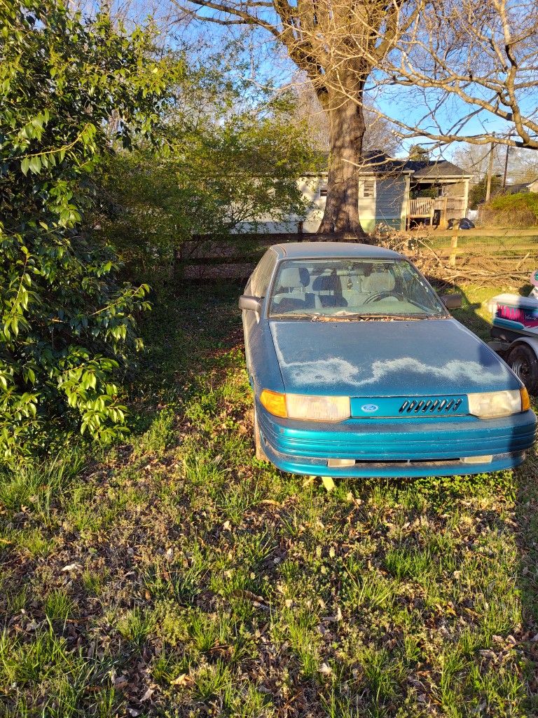 1996 Ford Escort