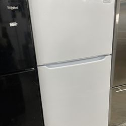 Frigidaire Top And Bottom In White New Open Box
