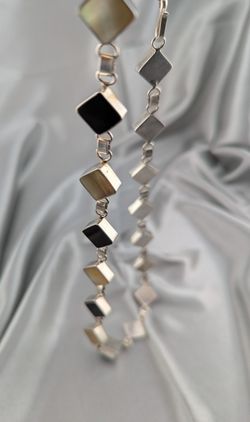 ✨925 Diamond Shaped Mother of Pearl-Black  Onyx Link Necklace ✨ 💛