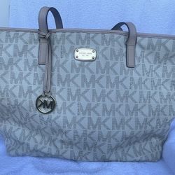 MK Vanilla Bag