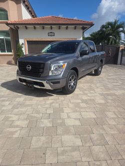 2024 Nissan Titan