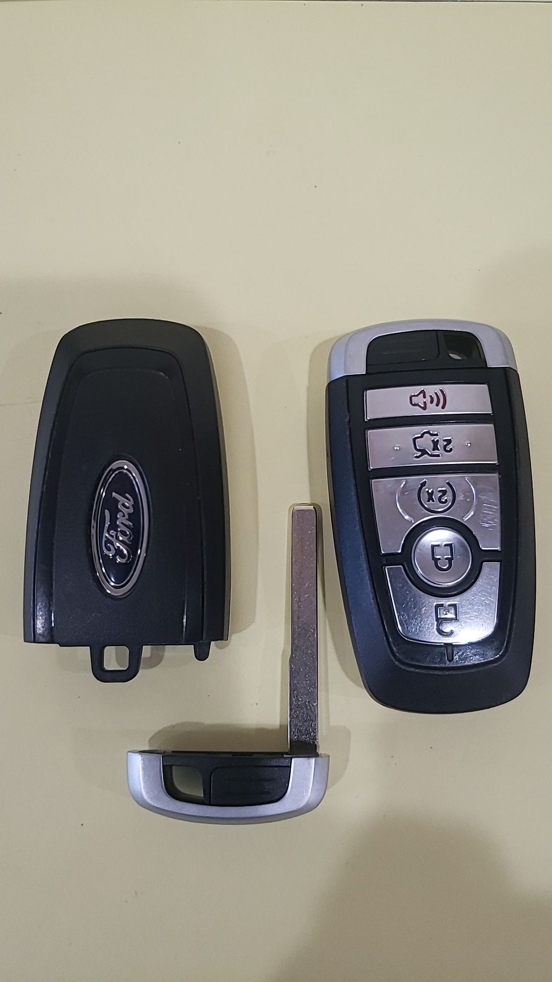 2018-2019 Ford Expedition key OEM for Sale in Phoenix, AZ - OfferUp