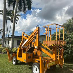 LIFTING PLATFORM “BOOM”