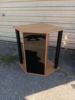 Corner Table
