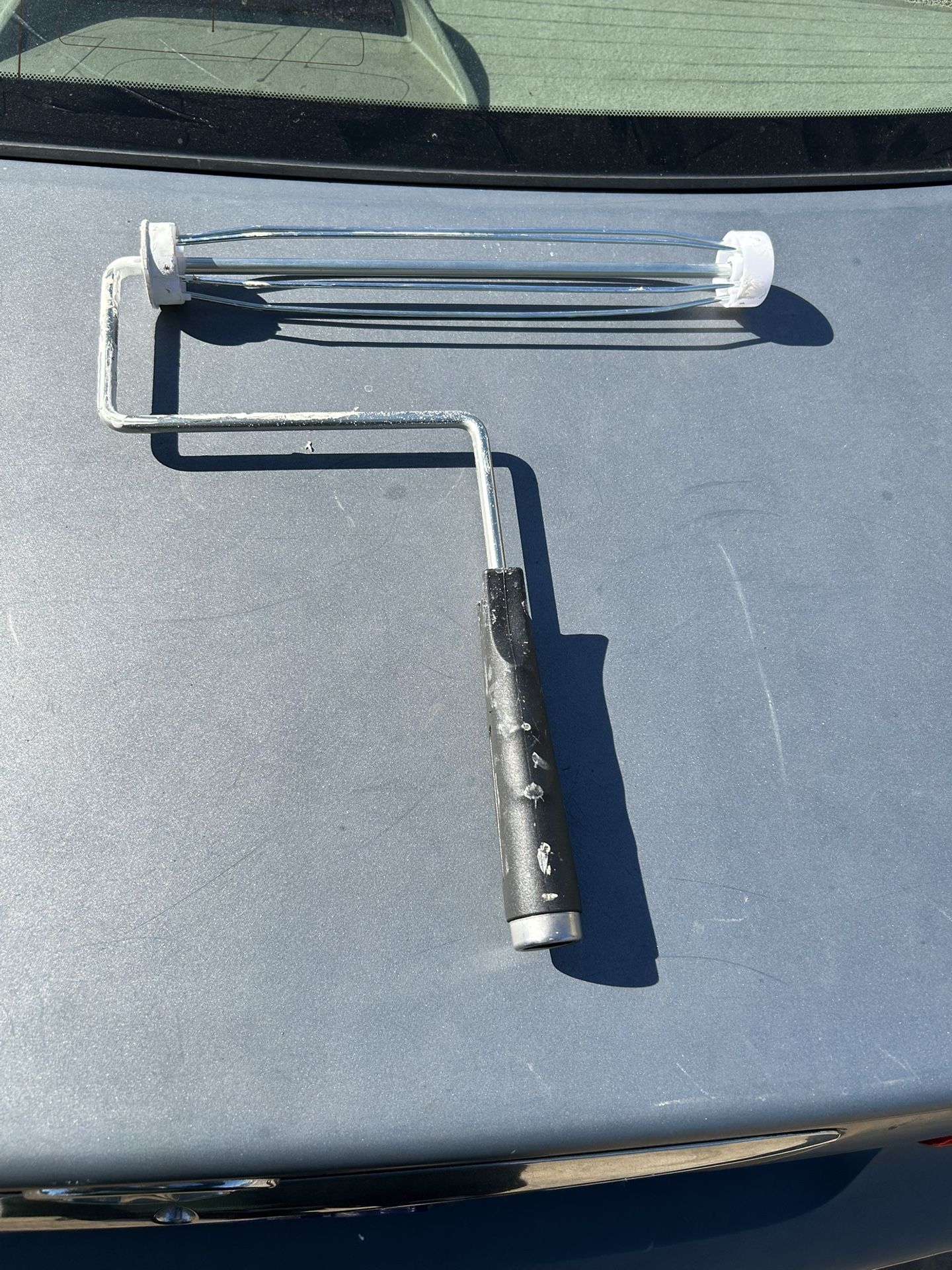 1 Paint Roller Frame