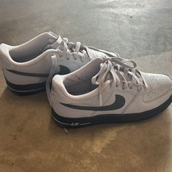 Kids Nike Air Force One Size 5.5