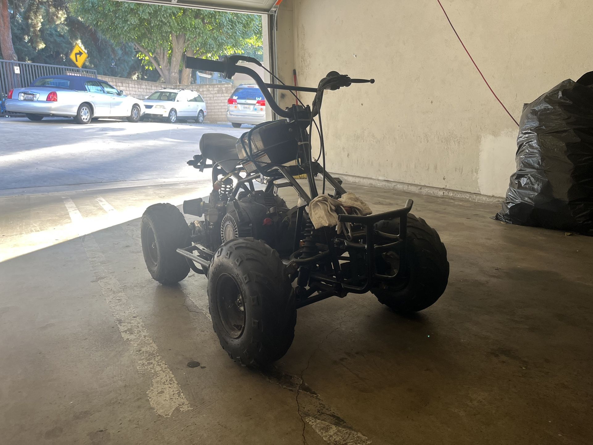 4 Wheeler/ Quad