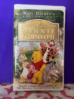 Disney’s The Many Adventures Of Winnie The Pooh VHS Hard Shell Case