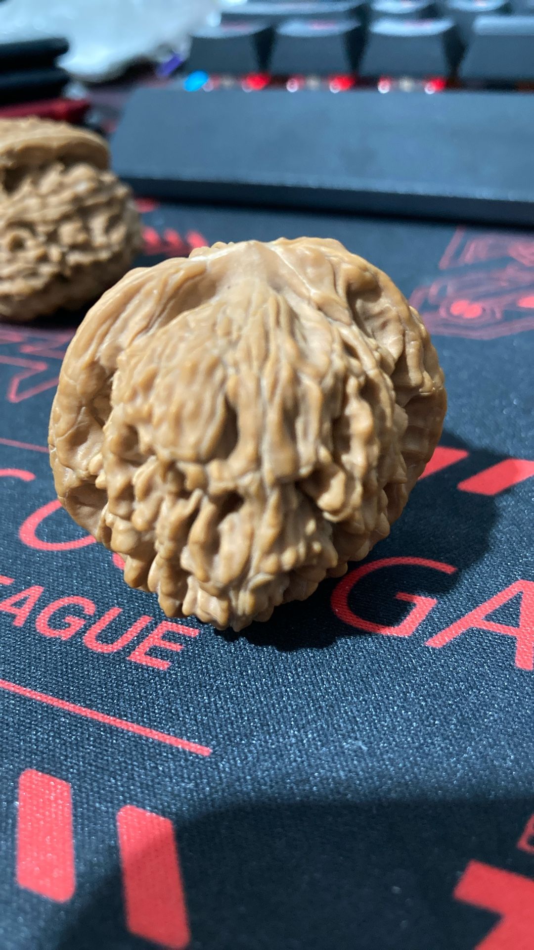 Wen plays with walnuts