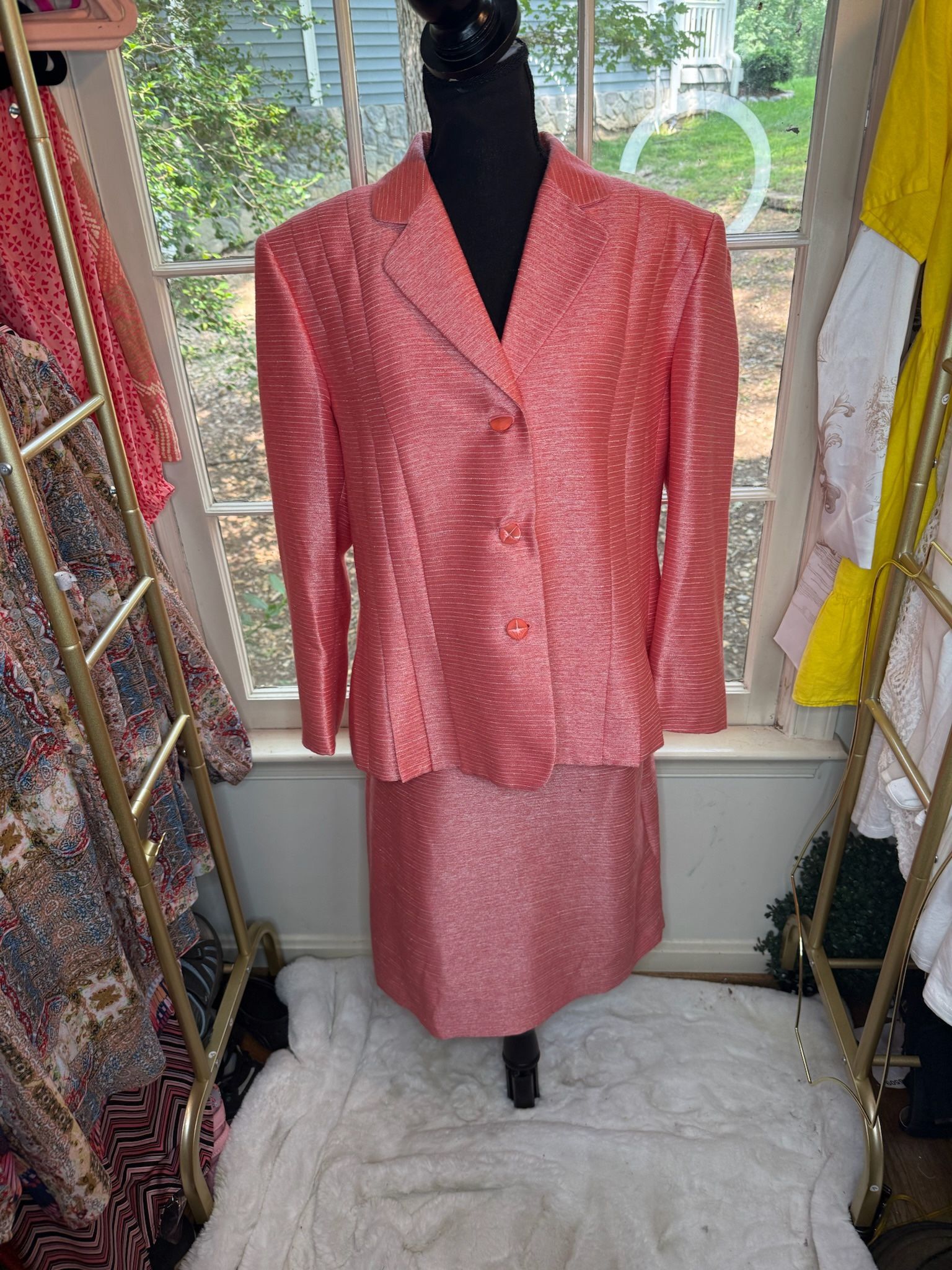 Women’s Vintage Pink 2pc Suit Skirt & Blazer Size 18