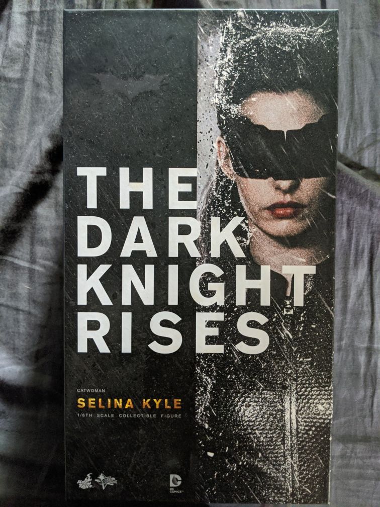 Hot Toys The Dark Knight Rises Selina Kyle Catwoman