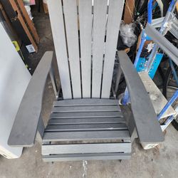 CHAIR 