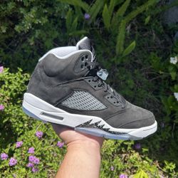 Moonlight Jordan 5’s 