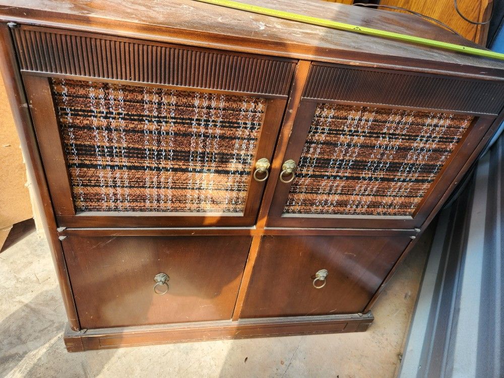 Nice Radio Cabinet 